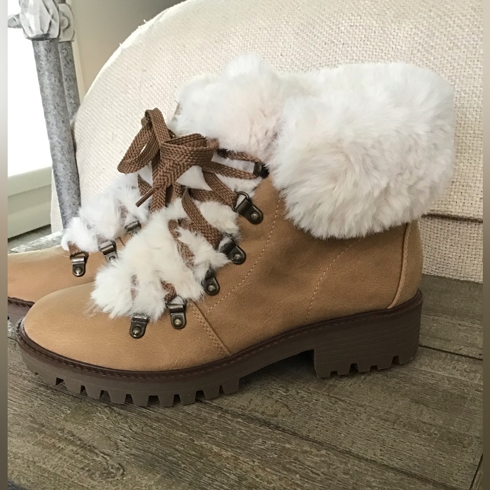 Union bay Kacie leather look /faux fur lace up boots. NWOB